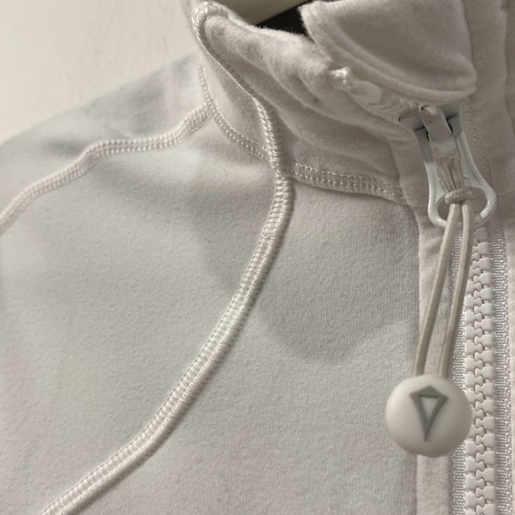 Lululemon Ivivva Girl Jacket white size 8 - Picture 4 of 11